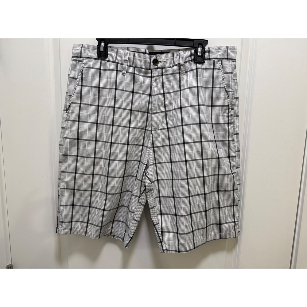Hurley Mens Plaid Walk Shorts White Black Grid Flat Front Size 33 Casual Summer